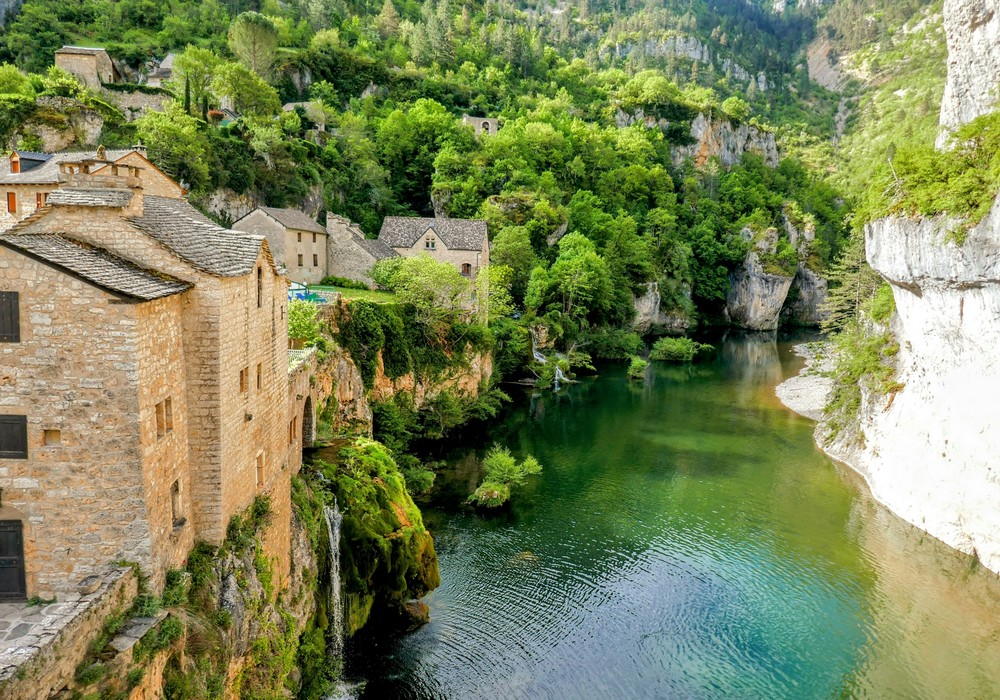 LES GORGES DU TARN & LE VIADUC DE MILLAU